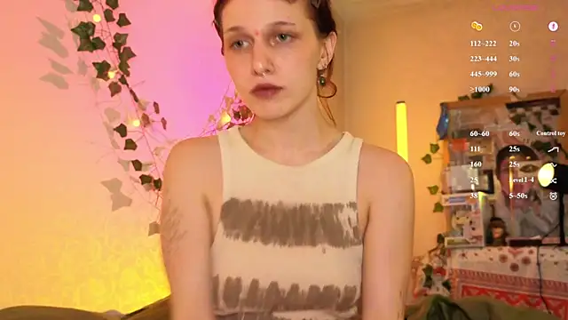 LeelooYolo online show from 07-24-26, 11:58