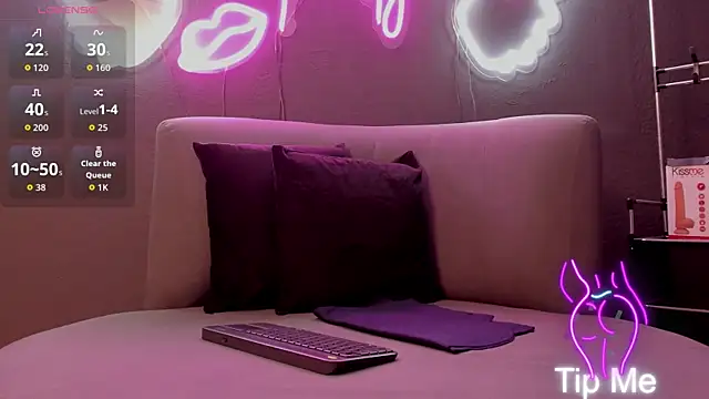 MissKathyfox online show from 10-10-25, 08:52