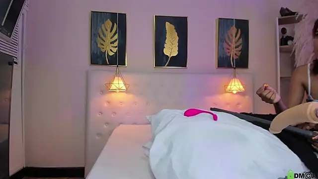 Cinnamon Star online show from 09-24-25, 12:19