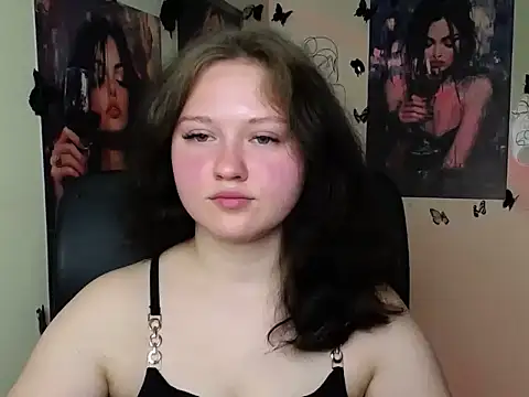 LadyAlice  online show from 06-05-26, 06:52
