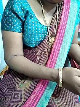 Snapshot of lolida69thamil chatting on 09-09-25, 04:39 lolida69thamil online show from 09-09-25, 04:39