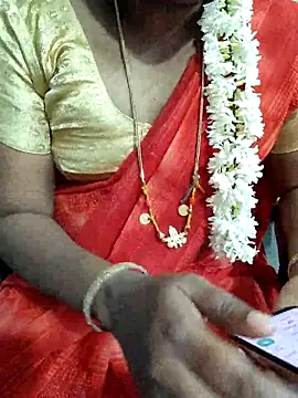 Snapshot of lolida69thamil chatting on 09-19-25, 05:20 lolida69thamil online show from 09-19-25, 05:20