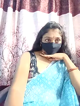 Snapshot of hotsana79 chatting on 09-19-25, 07:54 hotsana79 online show from 09-19-25, 07:54