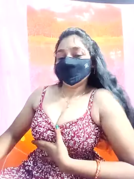 Snapshot of hotsana79 chatting on 09-21-25, 08:21 hotsana79 online show from 09-21-25, 08:21