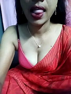 Snapshot of hotsana79 chatting on 10-11-25, 12:43 hotsana79 online show from 10-11-25, 12:43