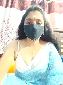 Snapshot of hotsana79 chatting on 10-23-25, 05:18 hotsana79 online show from 10-23-25, 05:18