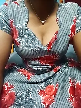 Snapshot of hotsana79 chatting on 11-20-25, 02:17 hotsana79 online show from 11-20-25, 02:17