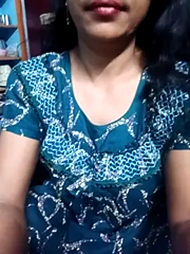 Snapshot of hotsana79 chatting on 12-01-25, 12:04 hotsana79 online show from 12-01-25, 12:04