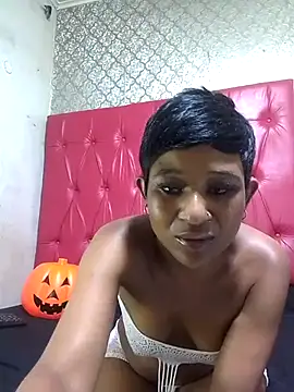 GoldenBigAssCurvy online show from 11-18-25, 01:00