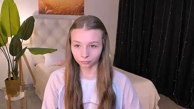 JulieDaniel online show from 03-25-26, 04:29