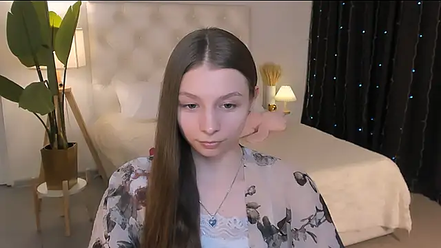 JulieDaniel online show from 04-01-26, 01:41