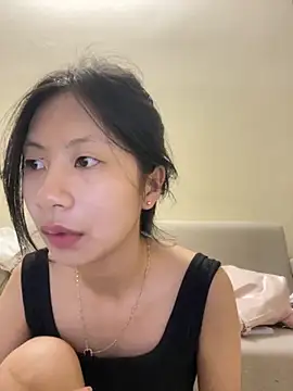 Lil-Gi online show from 10-04-25, 04:38