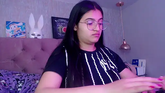 laurenelove online show from 11-15-25, 02:53