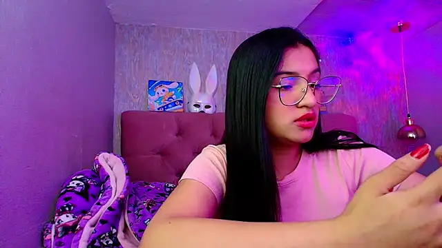 laurenelove online show from 11-20-25, 03:39