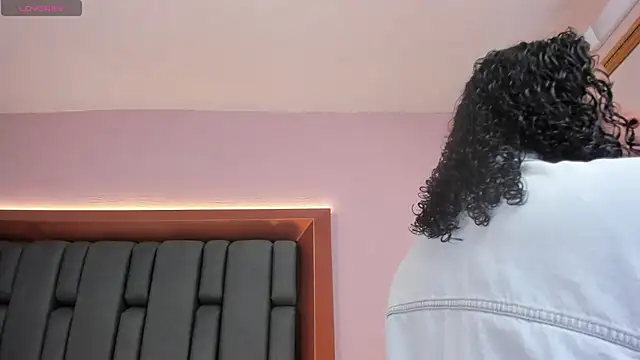 LisaMendez online show from 03-22-26, 04:16