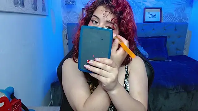 Lily tk online show from 10-10-25, 03:38