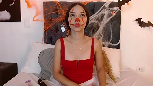 Snapshot of Lilith_Nocturne chatting on 10-31-25, 04:52 Lilith Nocturne online show from 10-31-25, 04:52