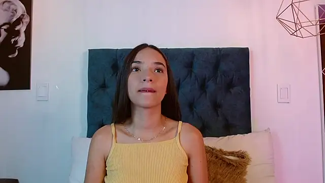 Snapshot of Lilith_Nocturne chatting on 11-19-25, 06:41 Lilith Nocturne online show from 11-19-25, 06:41