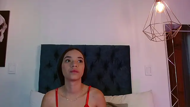 Snapshot of Lilith_Nocturne chatting on 11-21-25, 05:44 Lilith Nocturne online show from 11-21-25, 05:44