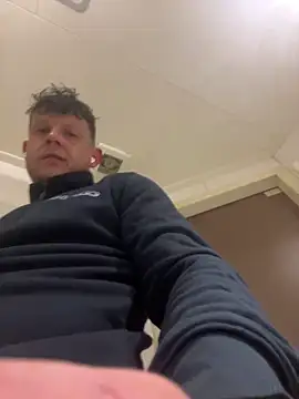 Snapshot of alfarolemmer chatting on 03-13-26, 08:10 alfarolemmer online show from 03-13-26, 08:10