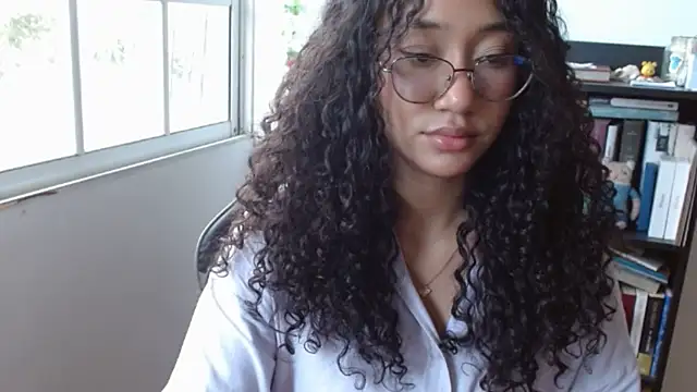 Snapshot of clitia_xx chatting on 02-05-26, 07:51 clitia xx online show from 02-05-26, 07:51