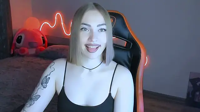 LaraKrein lk online show from 02-17-26, 04:35