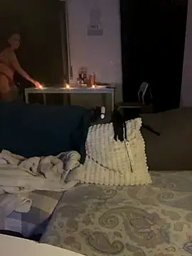 MiaBabyX online show from 11-28-25, 11:07