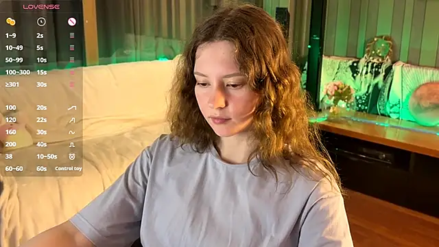 IrisPurrphy online show from 06-18-26, 01:26
