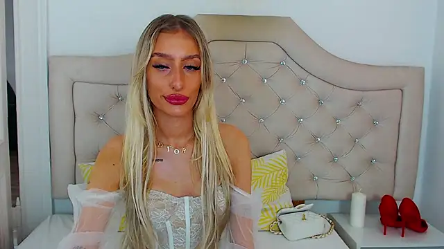 NatalieSensual online show from 11-06-25, 09:10