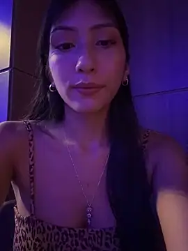 Snapshot of Mavi_roouse_ chatting on 09-28-25, 02:06 Mavi roouse online show from 09-28-25, 02:06