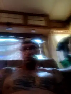 ShawnandDani7074 online show from 04-19-26, 06:10