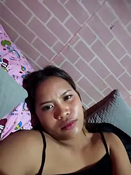 Snapshot of bella01-25-23 chatting on 10-12-25, 08:08 bella01-25-23 online show from 10-12-25, 08:08