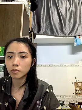 Minee1202 online show from 10-31-25, 04:46