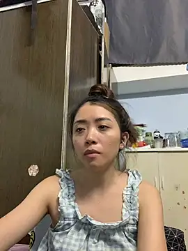 Minee1202 online show from 05-20-26, 02:18