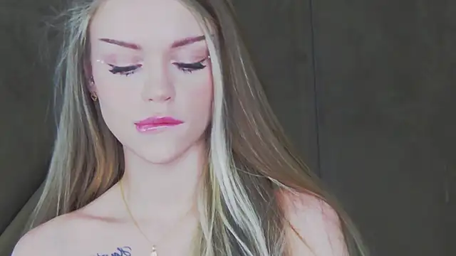 MarilynNova online show from 04-14-26, 04:40