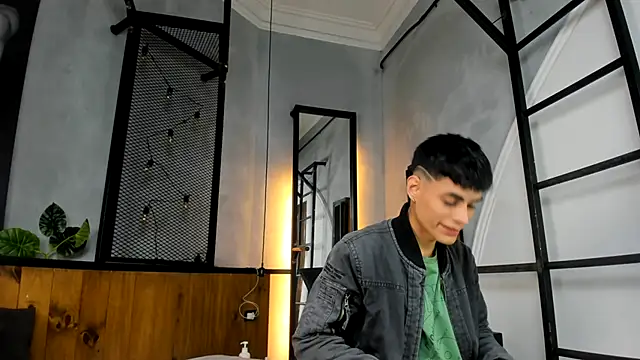 Dani mc1 online show from 09-27-25, 11:15