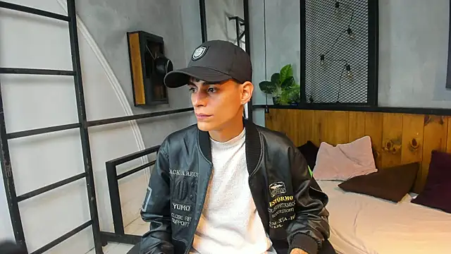 Dani mc1 online show from 11-02-25, 11:34