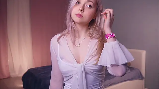 AccaCroyle online show from 02-13-26, 06:48