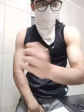 mrmasseur06 online show from 06-24-26, 07:13