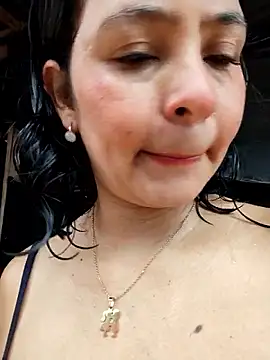 Lily-o online show from 12-14-25, 05:40