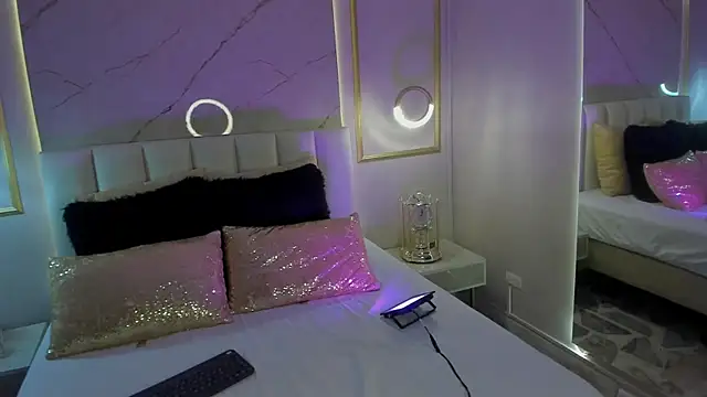 VioletaMaddox online show from 11-08-25, 02:34