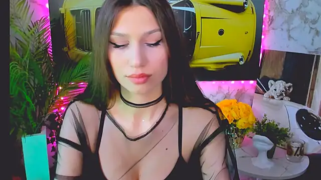 Mollyinyourmind online show from 10-06-25, 12:24