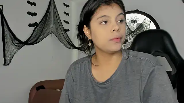 Aleja-02 online show from 10-13-25, 09:26