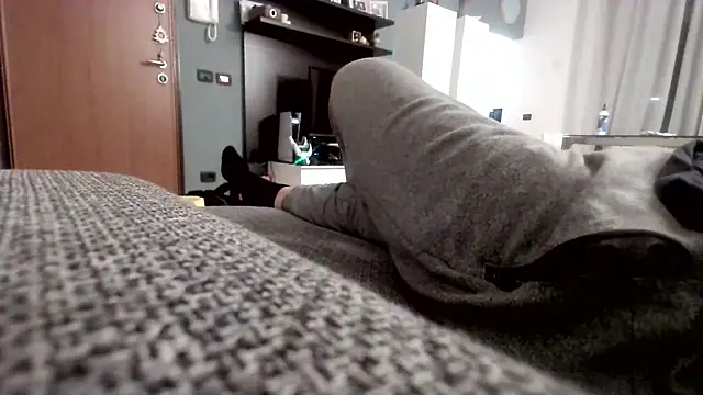 cucciolotto76 online show from 11-25-25, 08:31