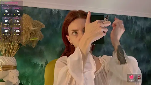 Snapshot of WendyGilber chatting on 10-06-25, 09:29 WendyGilber online show from 10-06-25, 09:29