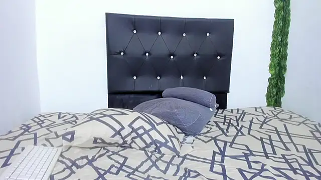 michellnasty online show from 10-02-25, 07:15