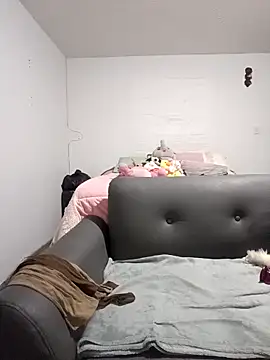 Snapshot of Estefania_Arce chatting on 03-12-26, 12:06 Estefania Arce online show from 03-12-26, 12:06