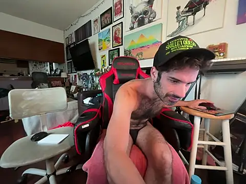 Pupscritch online show from 06-19-26, 04:55
