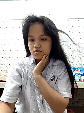 Snapshot of Anny-ly chatting on 12-15-25, 10:08 Anny-ly online show from 12-15-25, 10:08