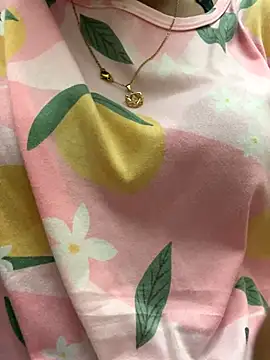 modelnishu online show from 09-08-25, 04:06